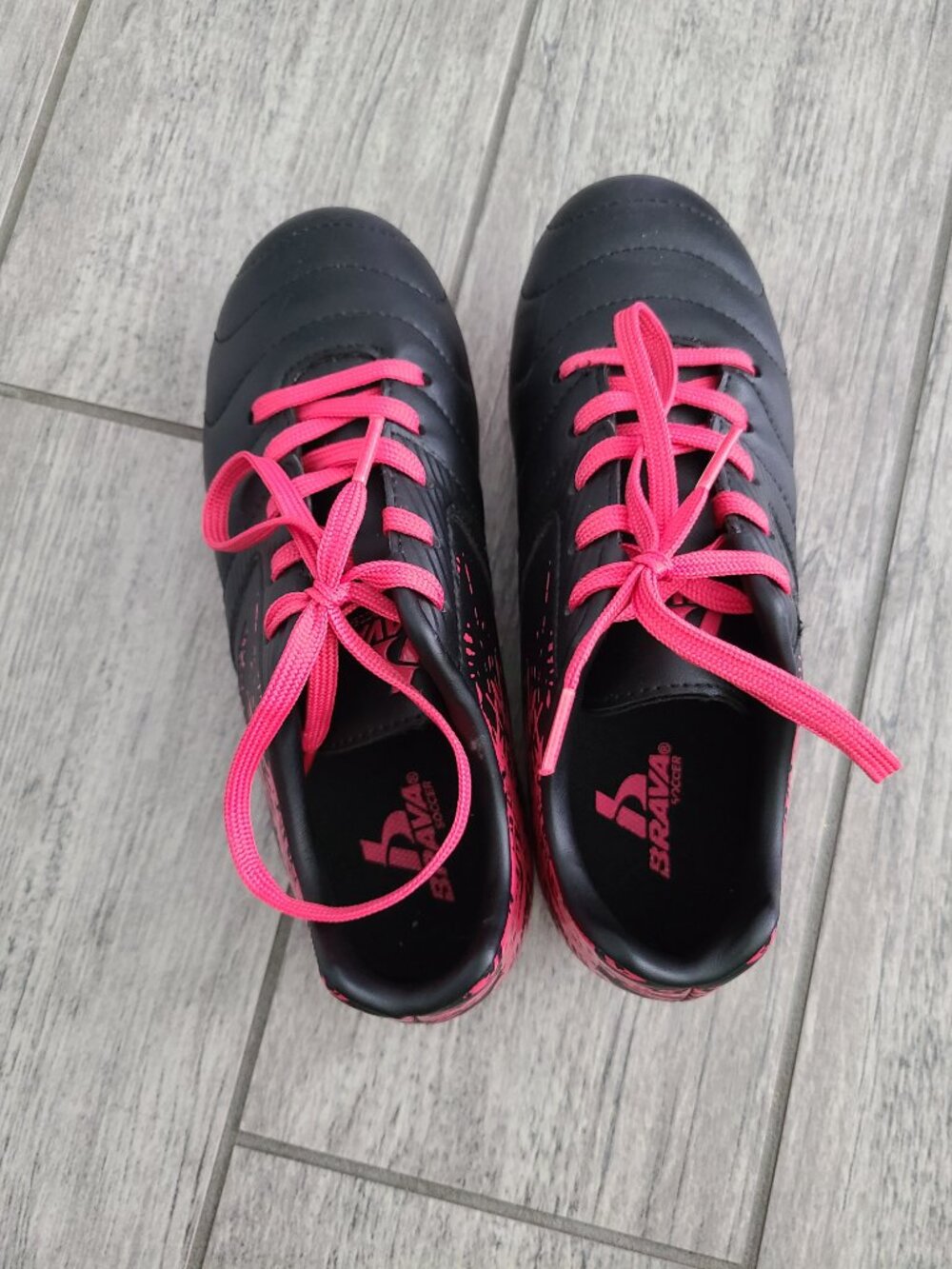 Brava Soccer Cleats Black Pink Girls Size 2D - Picture 7 of 11
